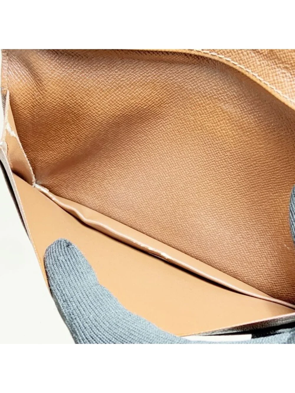 Louis Vuitton manufacturer louis